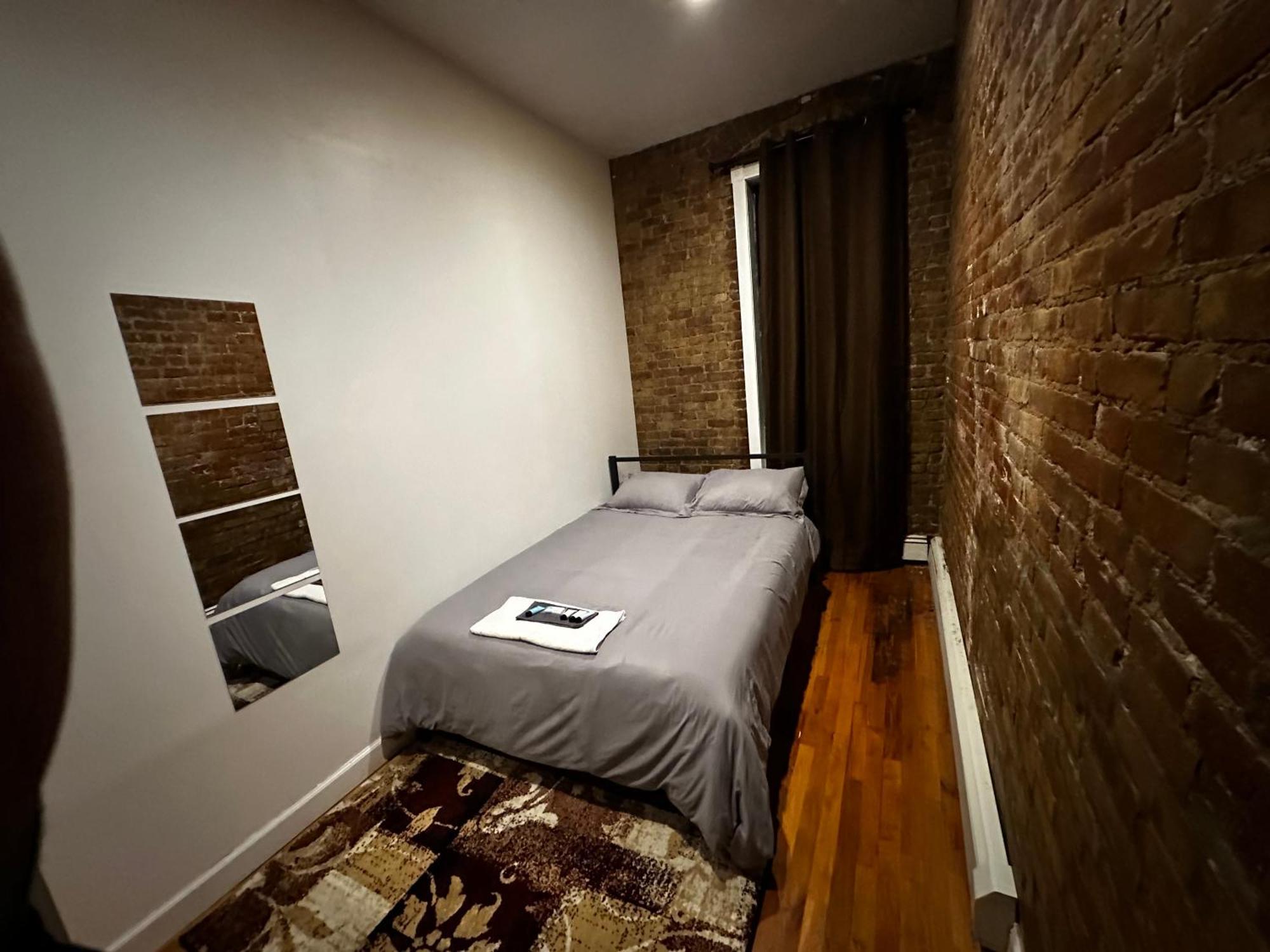 Appartamento Cozy Townhouse In Harlem New York Esterno foto
