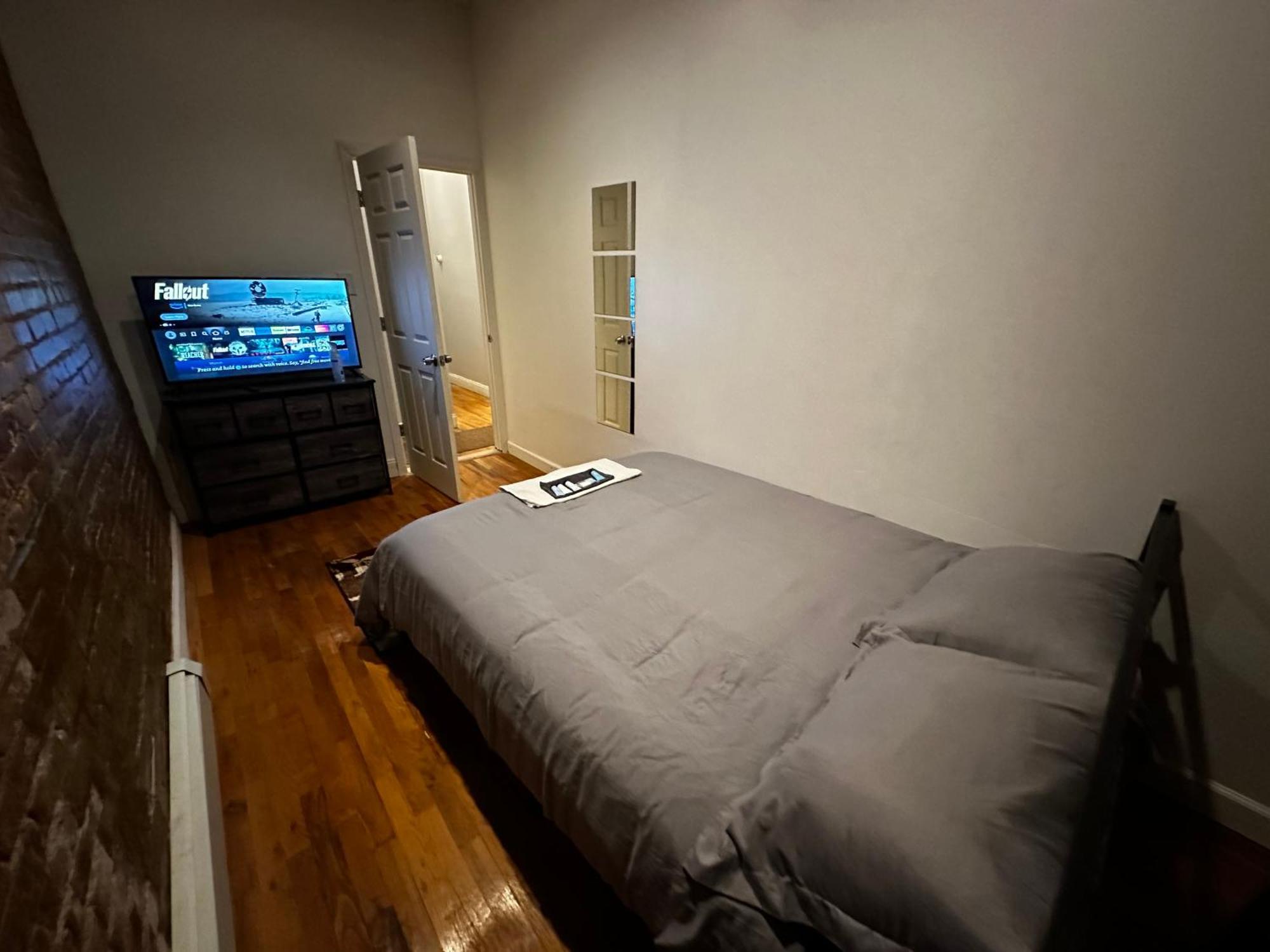 Appartamento Cozy Townhouse In Harlem New York Esterno foto